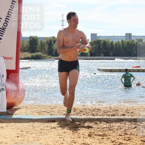 07.09.2025 - 19. Norderstedt Triathlon Luisa Fischer http://msf.ph/oto/8758950 07.09.2025 13:41:27 Schwimmen 363, 970, 1431 meine-sportfotos.de