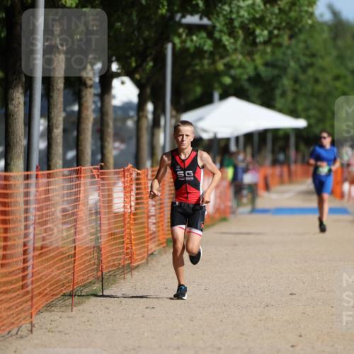 07.09.2025 - 19. Norderstedt Triathlon Michael Strokosch http://msf.ph/oto/8758954 07.09.2025 11:05:12 Laufen 107 meine-sportfotos.de