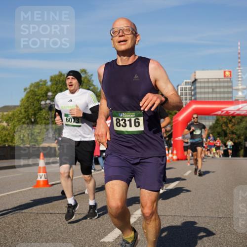 07.09.2025 - BARMER Alsterlauf Yannick Fuchs http://msf.ph/oto/8758958 07.09.2025 09:39:19 Laufen 4866, 6073, 136, 8316, 3916 meine-sportfotos.de