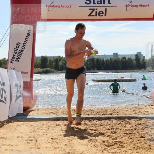 07.09.2025 - 19. Norderstedt Triathlon Luisa Fischer http://msf.ph/oto/8758962 07.09.2025 13:41:28 Schwimmen 363, 970, 1431 meine-sportfotos.de