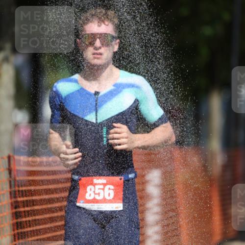 07.09.2025 - 19. Norderstedt Triathlon Michael Strokosch http://msf.ph/oto/8758964 07.09.2025 12:52:09 Laufen 218, 856, 1296 meine-sportfotos.de