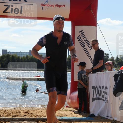 07.09.2025 - 19. Norderstedt Triathlon Luisa Fischer http://msf.ph/oto/8758998 07.09.2025 13:42:10 Schwimmen 410, 1005 meine-sportfotos.de