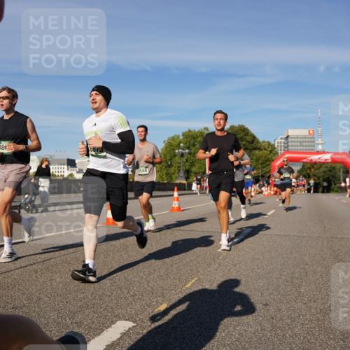 07.09.2025 - BARMER Alsterlauf Yannick Fuchs http://msf.ph/oto/8759000 07.09.2025 09:39:20 Laufen 48, 5584, 3916 meine-sportfotos.de