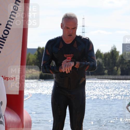 07.09.2025 - 19. Norderstedt Triathlon Luisa Fischer http://msf.ph/oto/8759063 07.09.2025 13:45:21 Schwimmen 391 meine-sportfotos.de