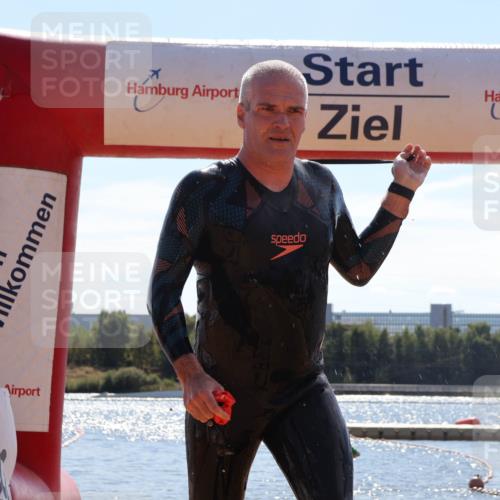 07.09.2025 - 19. Norderstedt Triathlon Luisa Fischer http://msf.ph/oto/8759095 07.09.2025 13:45:23 Schwimmen 391 meine-sportfotos.de