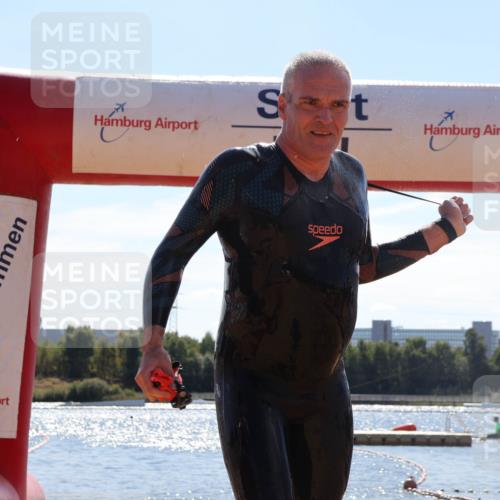07.09.2025 - 19. Norderstedt Triathlon Luisa Fischer http://msf.ph/oto/8759099 07.09.2025 13:45:23 Schwimmen 391 meine-sportfotos.de