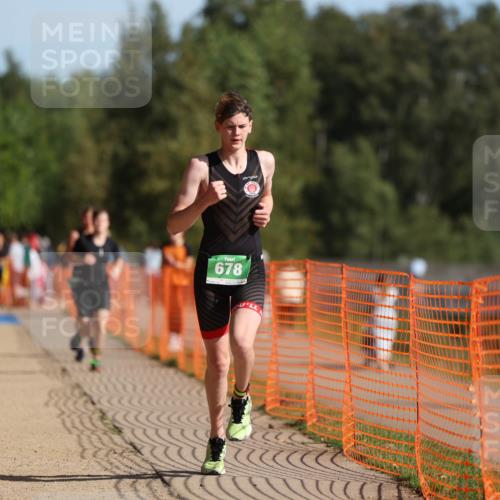 07.09.2025 - 19. Norderstedt Triathlon Michael Strokosch http://msf.ph/oto/8759102 07.09.2025 10:44:31 Laufen 637, 678 meine-sportfotos.de