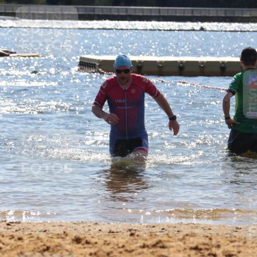 07.09.2025 - 19. Norderstedt Triathlon Luisa Fischer http://msf.ph/oto/8759119 07.09.2025 13:46:33 Schwimmen  meine-sportfotos.de