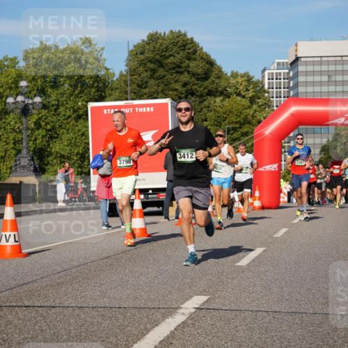 07.09.2025 - BARMER Alsterlauf Yannick Fuchs http://msf.ph/oto/8759143 07.09.2025 09:39:25 Laufen 3790, 3412, 5030, 2381 meine-sportfotos.de
