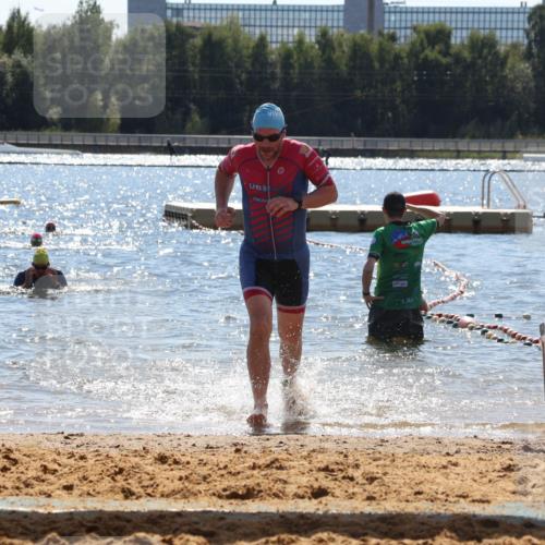 07.09.2025 - 19. Norderstedt Triathlon Luisa Fischer http://msf.ph/oto/8759144 07.09.2025 13:46:37 Schwimmen 1019 meine-sportfotos.de