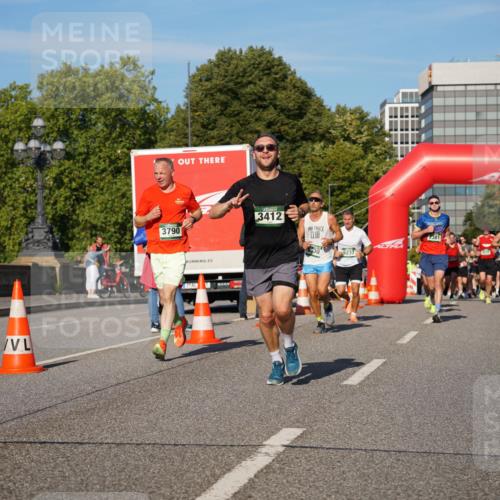 07.09.2025 - BARMER Alsterlauf Yannick Fuchs http://msf.ph/oto/8759153 07.09.2025 09:39:25 Laufen 3790, 3412, 6030, 6237, 2381 meine-sportfotos.de
