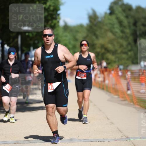 07.09.2025 - 19. Norderstedt Triathlon Michael Strokosch http://msf.ph/oto/8759156 07.09.2025 13:14:34 Laufen 224, 331, 852, 858, 1270, 1388 meine-sportfotos.de
