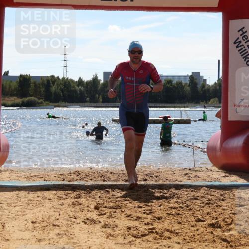 07.09.2025 - 19. Norderstedt Triathlon Luisa Fischer http://msf.ph/oto/8759193 07.09.2025 13:46:41 Schwimmen 1019 meine-sportfotos.de