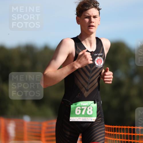 07.09.2025 - 19. Norderstedt Triathlon Michael Strokosch http://msf.ph/oto/8759205 07.09.2025 10:44:34 Laufen 64, 637, 678 meine-sportfotos.de