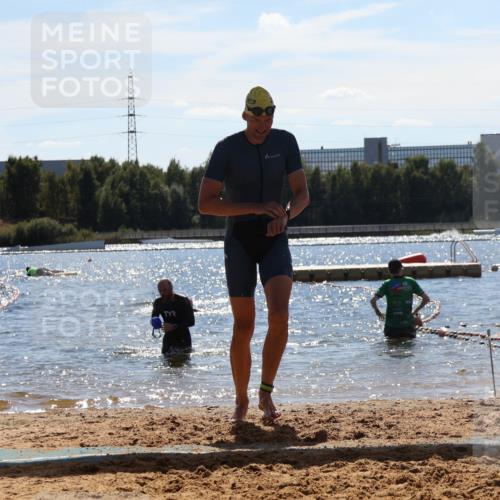 07.09.2025 - 19. Norderstedt Triathlon Luisa Fischer http://msf.ph/oto/8759237 07.09.2025 13:46:55 Schwimmen 1478 meine-sportfotos.de