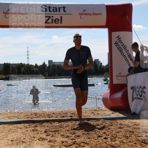 07.09.2025 - 19. Norderstedt Triathlon Luisa Fischer http://msf.ph/oto/8759252 07.09.2025 13:46:56 Schwimmen 1478 meine-sportfotos.de
