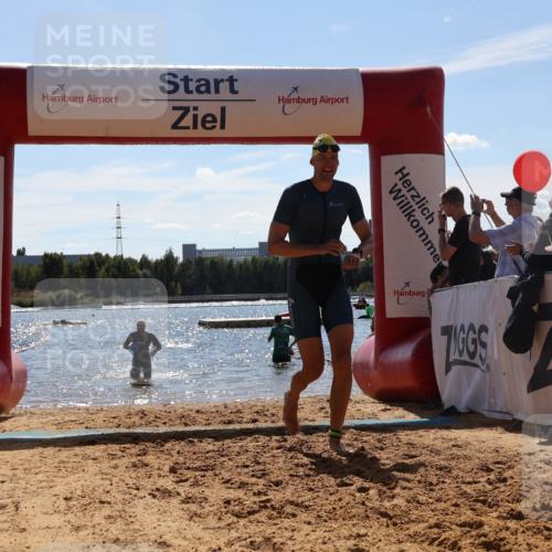 07.09.2025 - 19. Norderstedt Triathlon Luisa Fischer http://msf.ph/oto/8759255 07.09.2025 13:46:57 Schwimmen 395, 1478 meine-sportfotos.de