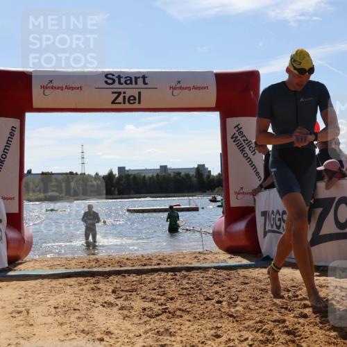 07.09.2025 - 19. Norderstedt Triathlon Luisa Fischer http://msf.ph/oto/8759268 07.09.2025 13:46:58 Schwimmen 395, 1478 meine-sportfotos.de