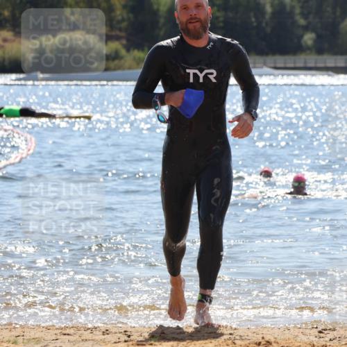 07.09.2025 - 19. Norderstedt Triathlon Luisa Fischer http://msf.ph/oto/8759273 07.09.2025 13:47:01 Schwimmen 395, 1478 meine-sportfotos.de