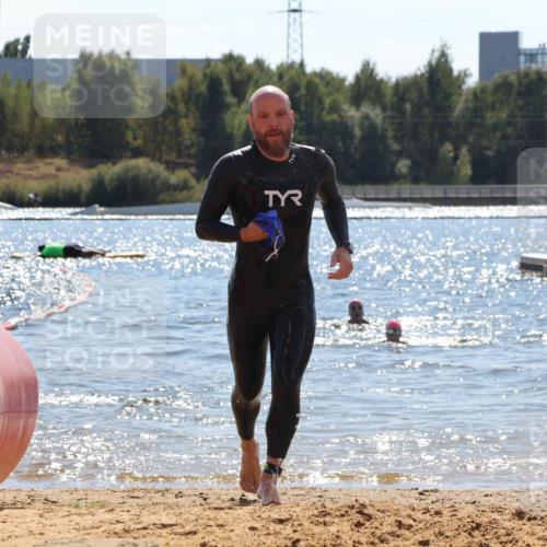 07.09.2025 - 19. Norderstedt Triathlon Luisa Fischer http://msf.ph/oto/8759281 07.09.2025 13:47:02 Schwimmen 395, 1478 meine-sportfotos.de