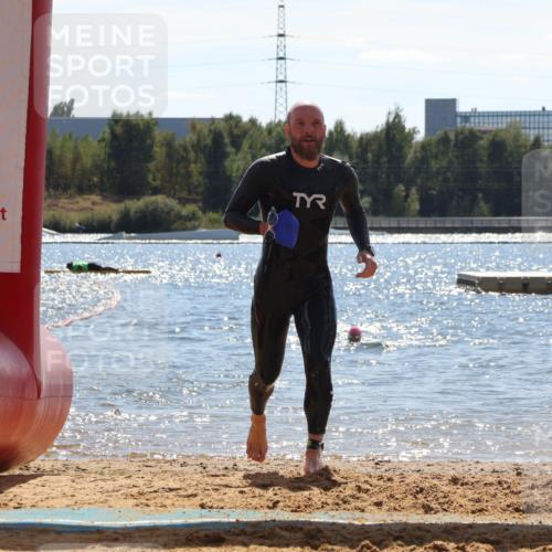 07.09.2025 - 19. Norderstedt Triathlon Luisa Fischer http://msf.ph/oto/8759287 07.09.2025 13:47:03 Schwimmen 395, 1478 meine-sportfotos.de