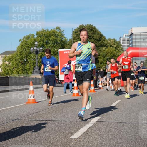 07.09.2025 - BARMER Alsterlauf Yannick Fuchs http://msf.ph/oto/8759338 07.09.2025 09:39:31 Laufen 6096, 1527, 4250, 5340 meine-sportfotos.de