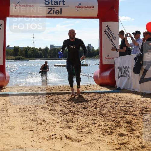 07.09.2025 - 19. Norderstedt Triathlon Luisa Fischer http://msf.ph/oto/8759348 07.09.2025 13:47:14 Schwimmen 395, 1408 meine-sportfotos.de