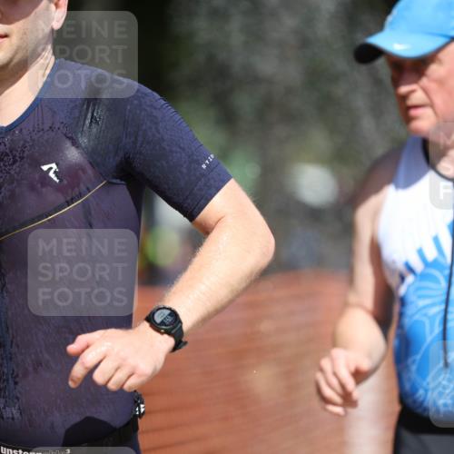 07.09.2025 - 19. Norderstedt Triathlon Michael Strokosch http://msf.ph/oto/8759365 07.09.2025 12:52:25 Laufen 700, 1371 meine-sportfotos.de