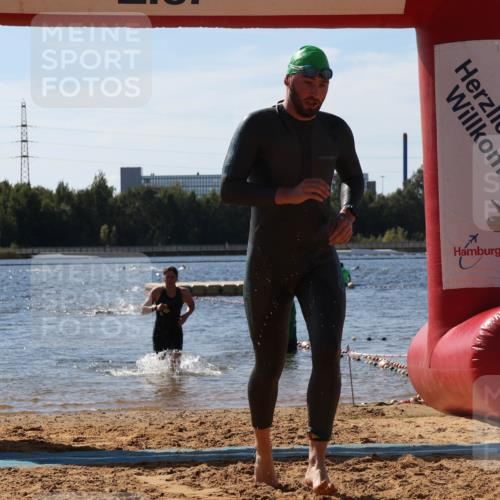 07.09.2025 - 19. Norderstedt Triathlon Luisa Fischer http://msf.ph/oto/8759426 07.09.2025 12:04:25 Schwimmen 224, 732 meine-sportfotos.de