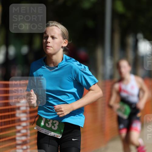 07.09.2025 - 19. Norderstedt Triathlon Michael Strokosch http://msf.ph/oto/8759427 07.09.2025 11:06:32 Laufen 67, 75, 133 meine-sportfotos.de