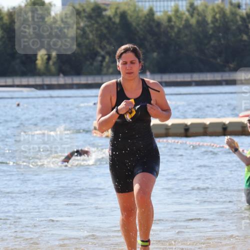 07.09.2025 - 19. Norderstedt Triathlon Luisa Fischer http://msf.ph/oto/8759450 07.09.2025 12:04:28 Schwimmen 224, 732 meine-sportfotos.de