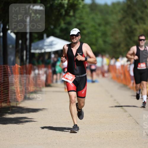 07.09.2025 - 19. Norderstedt Triathlon Michael Strokosch http://msf.ph/oto/8759463 07.09.2025 12:52:44 Laufen 802, 1359 meine-sportfotos.de