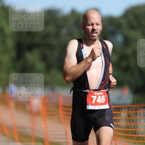 07.09.2025 - 19. Norderstedt Triathlon Michael Strokosch http://msf.ph/oto/8759468 07.09.2025 12:06:15 Laufen 746 meine-sportfotos.de