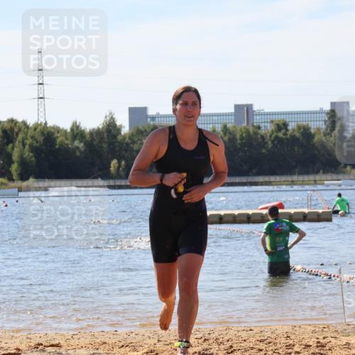 07.09.2025 - 19. Norderstedt Triathlon Luisa Fischer http://msf.ph/oto/8759486 07.09.2025 12:04:30 Schwimmen 224, 732 meine-sportfotos.de