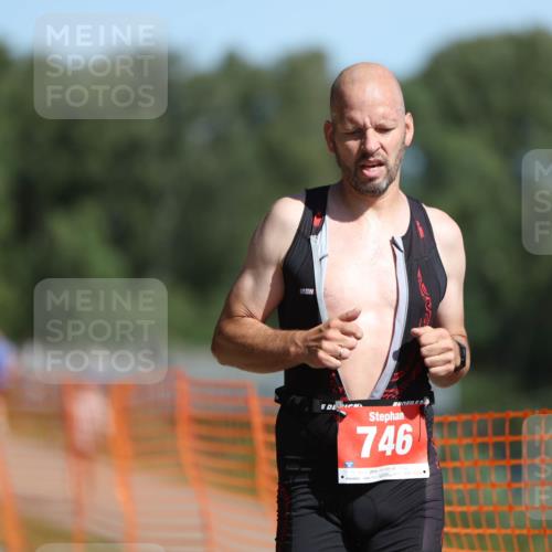 07.09.2025 - 19. Norderstedt Triathlon Michael Strokosch http://msf.ph/oto/8759488 07.09.2025 12:06:15 Laufen 746 meine-sportfotos.de