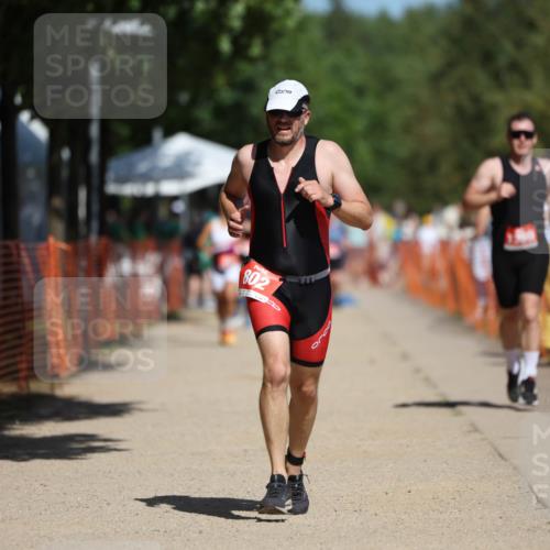 07.09.2025 - 19. Norderstedt Triathlon Michael Strokosch http://msf.ph/oto/8759498 07.09.2025 12:52:44 Laufen 802, 1359 meine-sportfotos.de