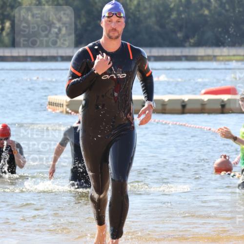 07.09.2025 - 19. Norderstedt Triathlon Luisa Fischer http://msf.ph/oto/8759524 07.09.2025 12:04:49 Schwimmen 769 meine-sportfotos.de