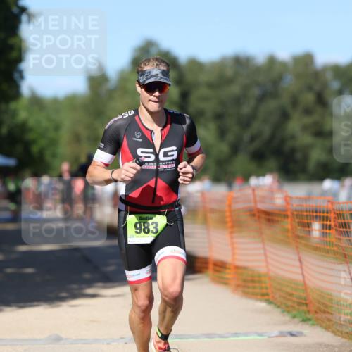 07.09.2025 - 19. Norderstedt Triathlon Michael Strokosch http://msf.ph/oto/8759527 07.09.2025 14:57:23 Laufen 983 meine-sportfotos.de