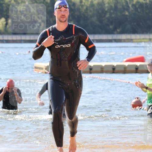 07.09.2025 - 19. Norderstedt Triathlon Luisa Fischer http://msf.ph/oto/8759530 07.09.2025 12:04:49 Schwimmen 769 meine-sportfotos.de