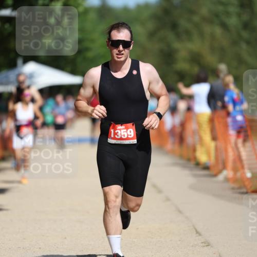 07.09.2025 - 19. Norderstedt Triathlon Michael Strokosch http://msf.ph/oto/8759576 07.09.2025 12:52:48 Laufen 767, 802, 1359 meine-sportfotos.de