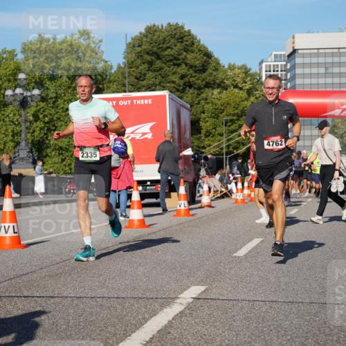 07.09.2025 - BARMER Alsterlauf Yannick Fuchs http://msf.ph/oto/8759608 07.09.2025 09:39:39 Laufen 2335, 4762 meine-sportfotos.de