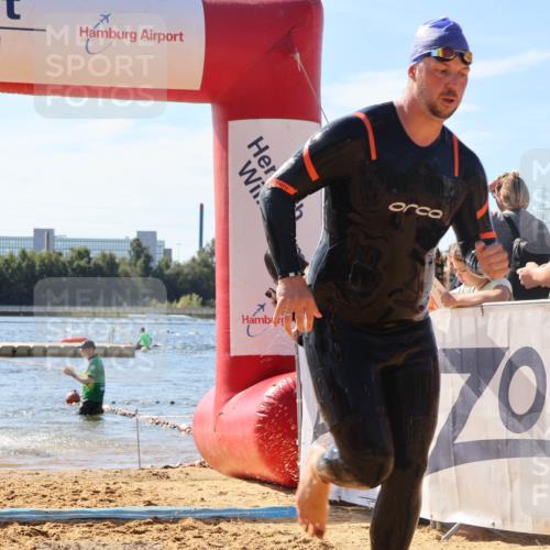 07.09.2025 - 19. Norderstedt Triathlon Luisa Fischer http://msf.ph/oto/8759615 07.09.2025 12:04:53 Schwimmen 769, 811 meine-sportfotos.de