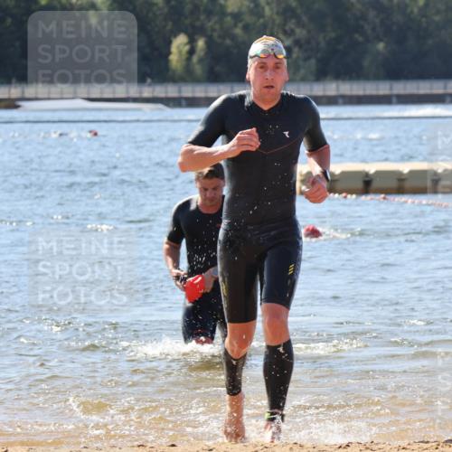 07.09.2025 - 19. Norderstedt Triathlon Luisa Fischer http://msf.ph/oto/8759626 07.09.2025 12:04:55 Schwimmen 739, 769, 811 meine-sportfotos.de