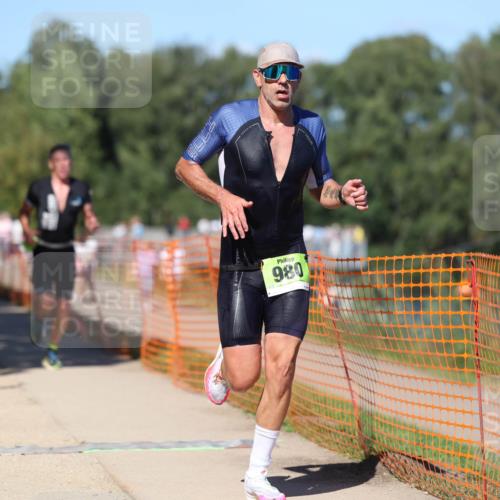 07.09.2025 - 19. Norderstedt Triathlon Michael Strokosch http://msf.ph/oto/8759652 07.09.2025 14:57:32 Laufen 980, 989, 1004 meine-sportfotos.de