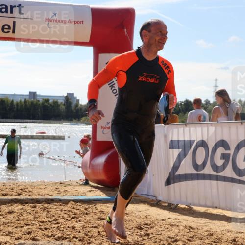 07.09.2025 - 19. Norderstedt Triathlon Luisa Fischer http://msf.ph/oto/8759669 07.09.2025 13:52:05 Schwimmen 905 meine-sportfotos.de