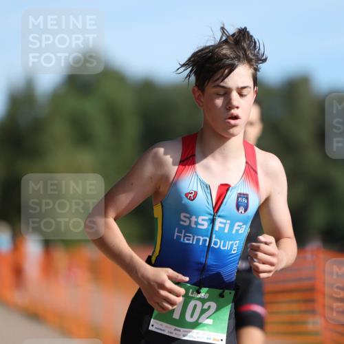 07.09.2025 - 19. Norderstedt Triathlon Michael Strokosch http://msf.ph/oto/8759685 07.09.2025 10:44:50 Laufen 102, 651 meine-sportfotos.de