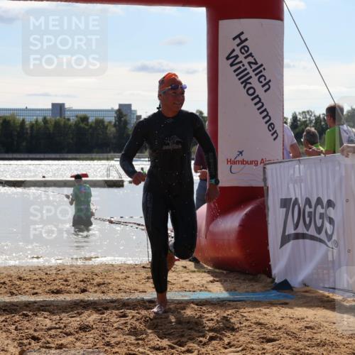 07.09.2025 - 19. Norderstedt Triathlon Luisa Fischer http://msf.ph/oto/8759707 07.09.2025 14:07:08 Schwimmen 896 meine-sportfotos.de