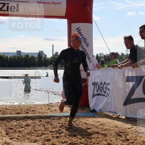 07.09.2025 - 19. Norderstedt Triathlon Luisa Fischer http://msf.ph/oto/8759711 07.09.2025 14:07:08 Schwimmen 896 meine-sportfotos.de