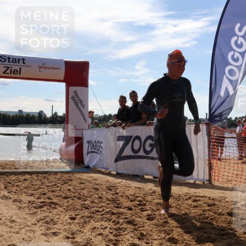 07.09.2025 - 19. Norderstedt Triathlon Luisa Fischer http://msf.ph/oto/8759725 07.09.2025 14:07:09 Schwimmen 896 meine-sportfotos.de