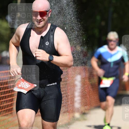 07.09.2025 - 19. Norderstedt Triathlon Michael Strokosch http://msf.ph/oto/8759738 07.09.2025 13:15:07 Laufen 166, 173, 308, 1264 meine-sportfotos.de